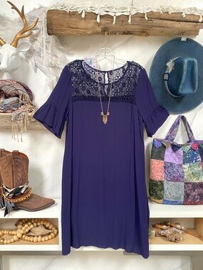 Lace/crochet detailing boho dress w ruffled sleeves prairie shabby chic vibe